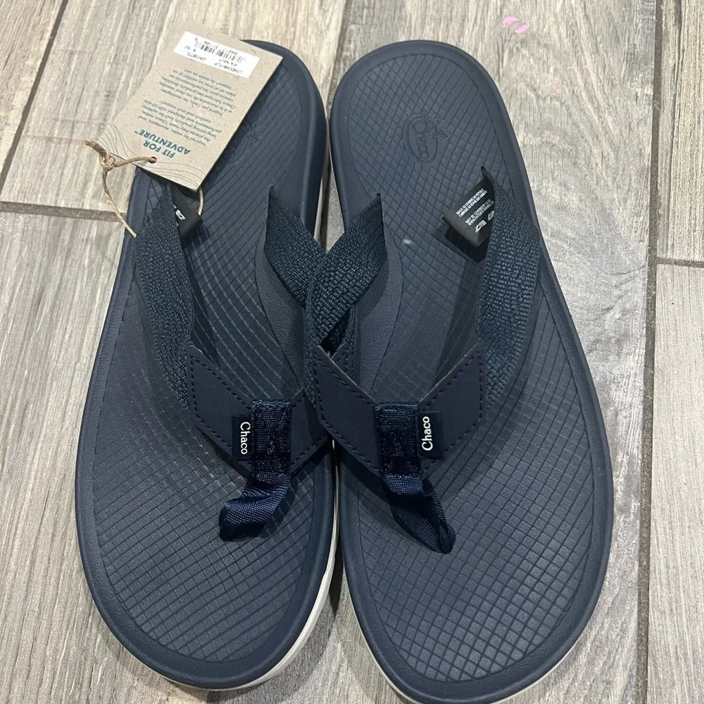 Chaco Lowdown Navy Flip Flops NWT Woman’s 10 - Picture 2 of 3